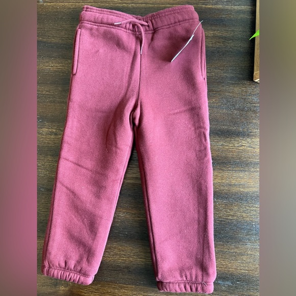 NWT Gap Thick Fleece lined toddler sweatpants - Picture 2 of 5